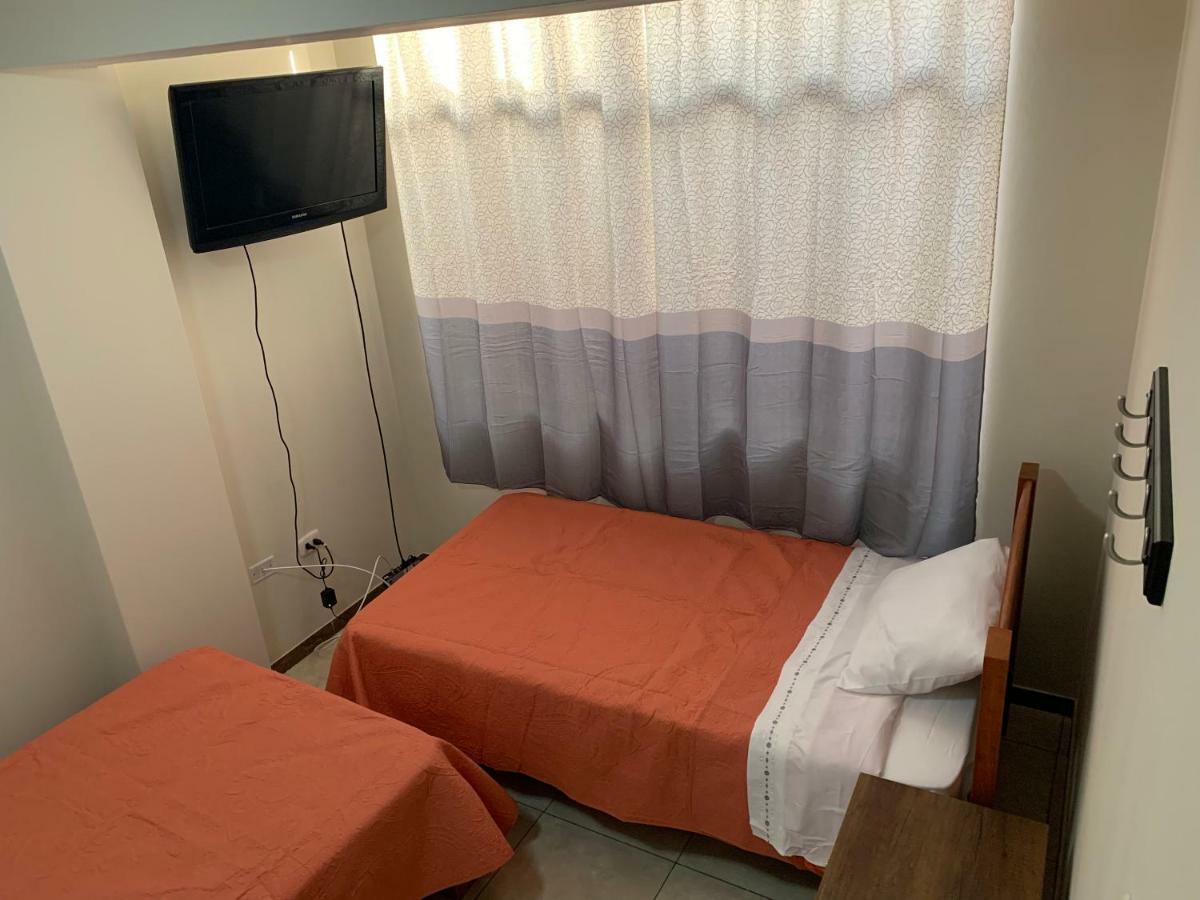 Bed and Breakfast Chaglla Airport Callao Exterior foto